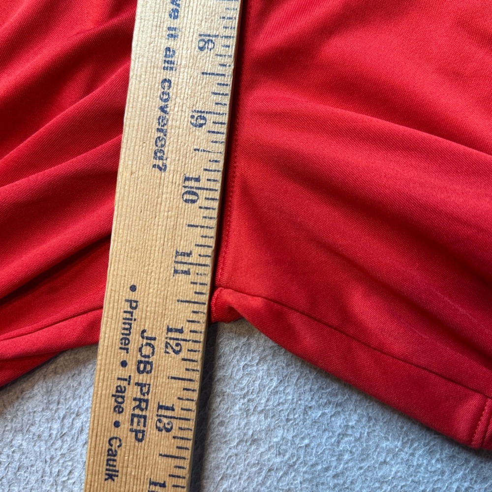 Under Armour Shorts Kids Large Red HeatGear Loose Fit Athletic Basketball Logo - Picture 6 of 9